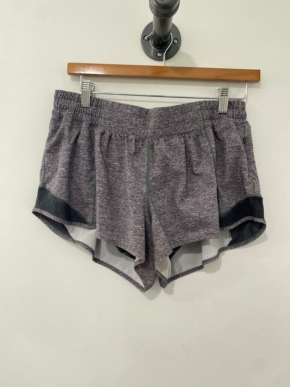 Lululemon Hotty Hot Shorts Heather Gray Size 12